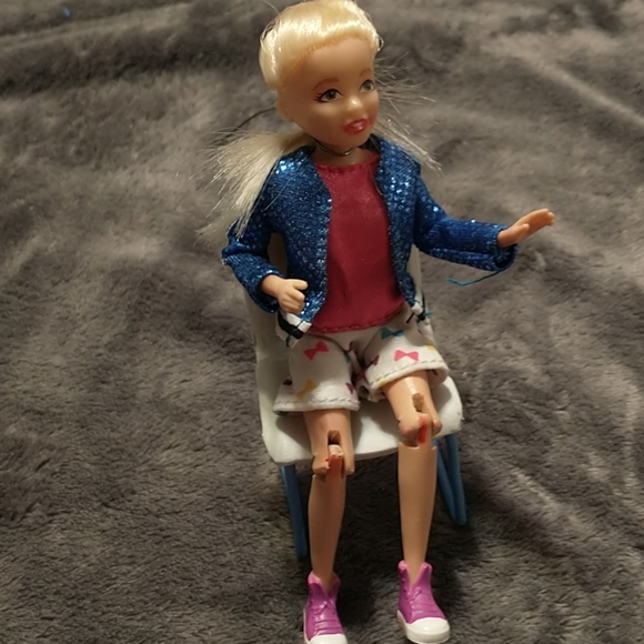 1:12 scale doll house chair (not a toy) - Picture 5 of 7